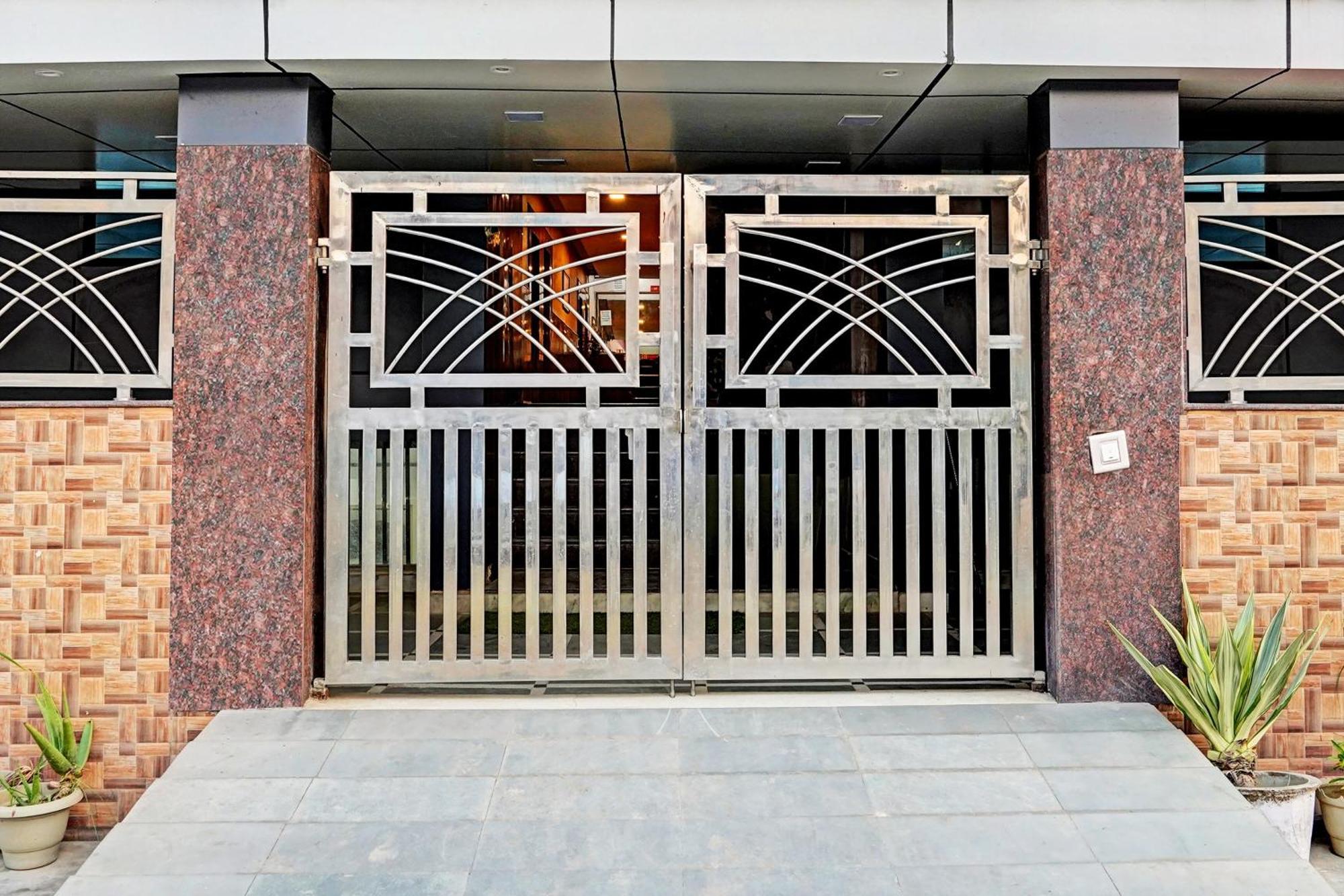 Hotel O Greno House Near Pvr Ansal Plaza Greater Noida Dış mekan fotoğraf