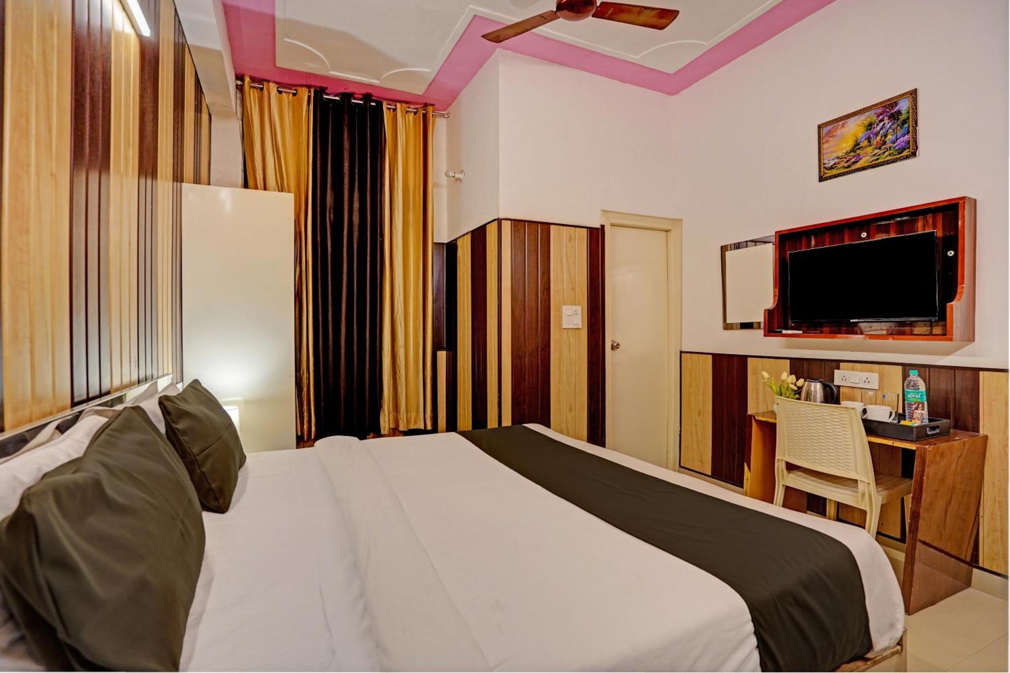 Hotel O Greno House Near Pvr Ansal Plaza Greater Noida Dış mekan fotoğraf